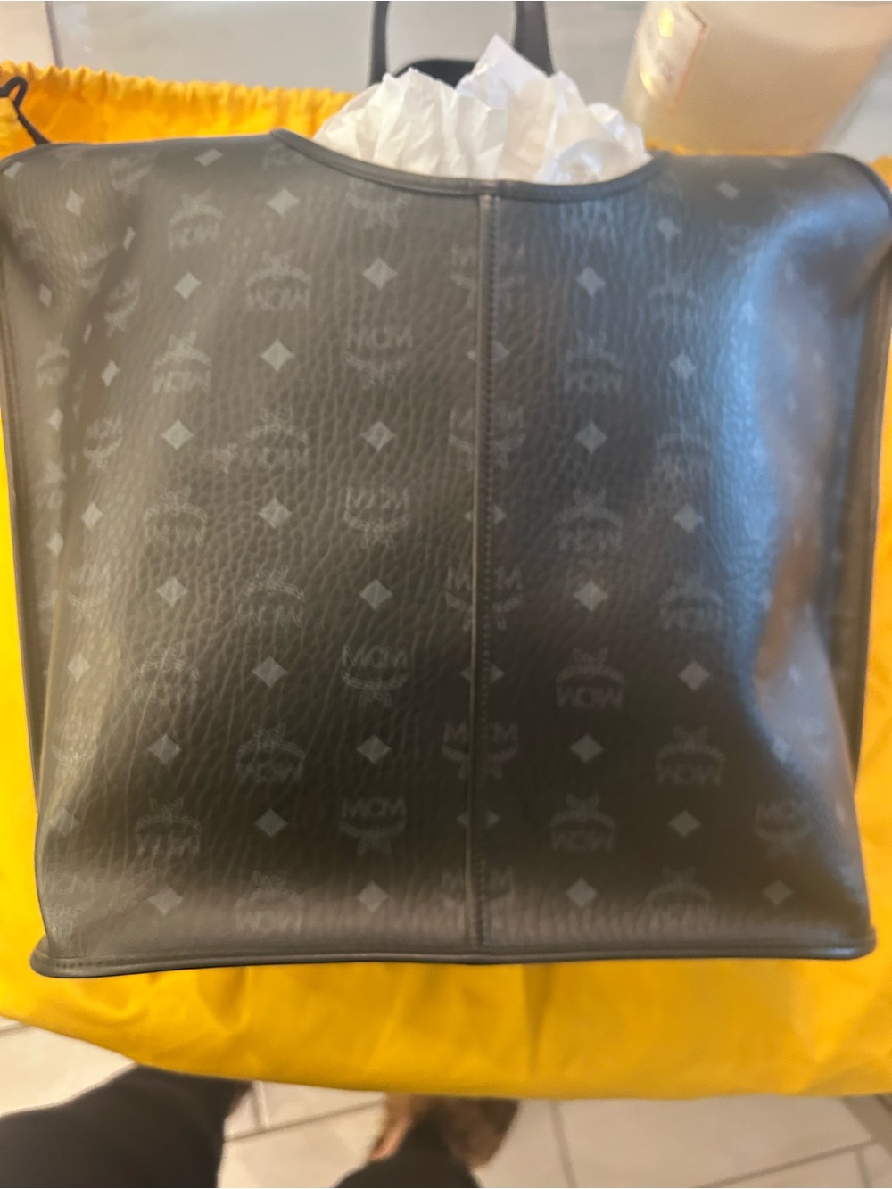 SOLD-MCM Leni Shopper in Visetos Monogram Tote - Picture 4 of 8